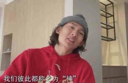 女奥特曼打怪兽